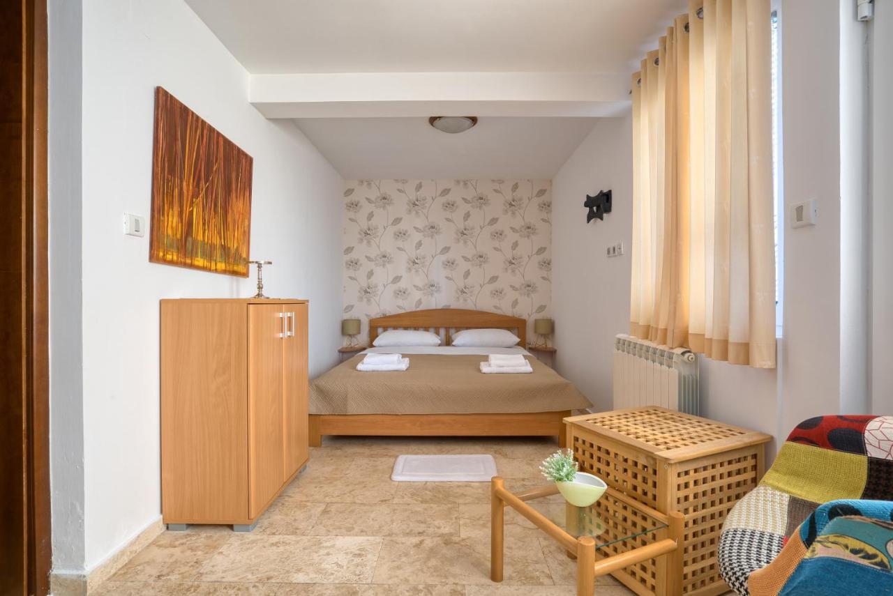 Apartman Marija Lux Sveti Stefan Zewnętrze zdjęcie