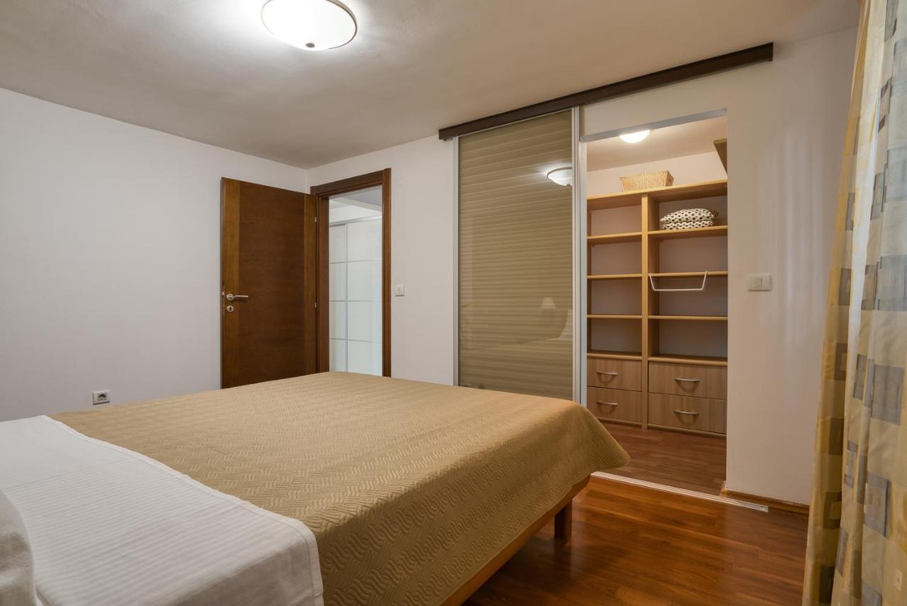 Apartman Marija Lux Sveti Stefan Zewnętrze zdjęcie